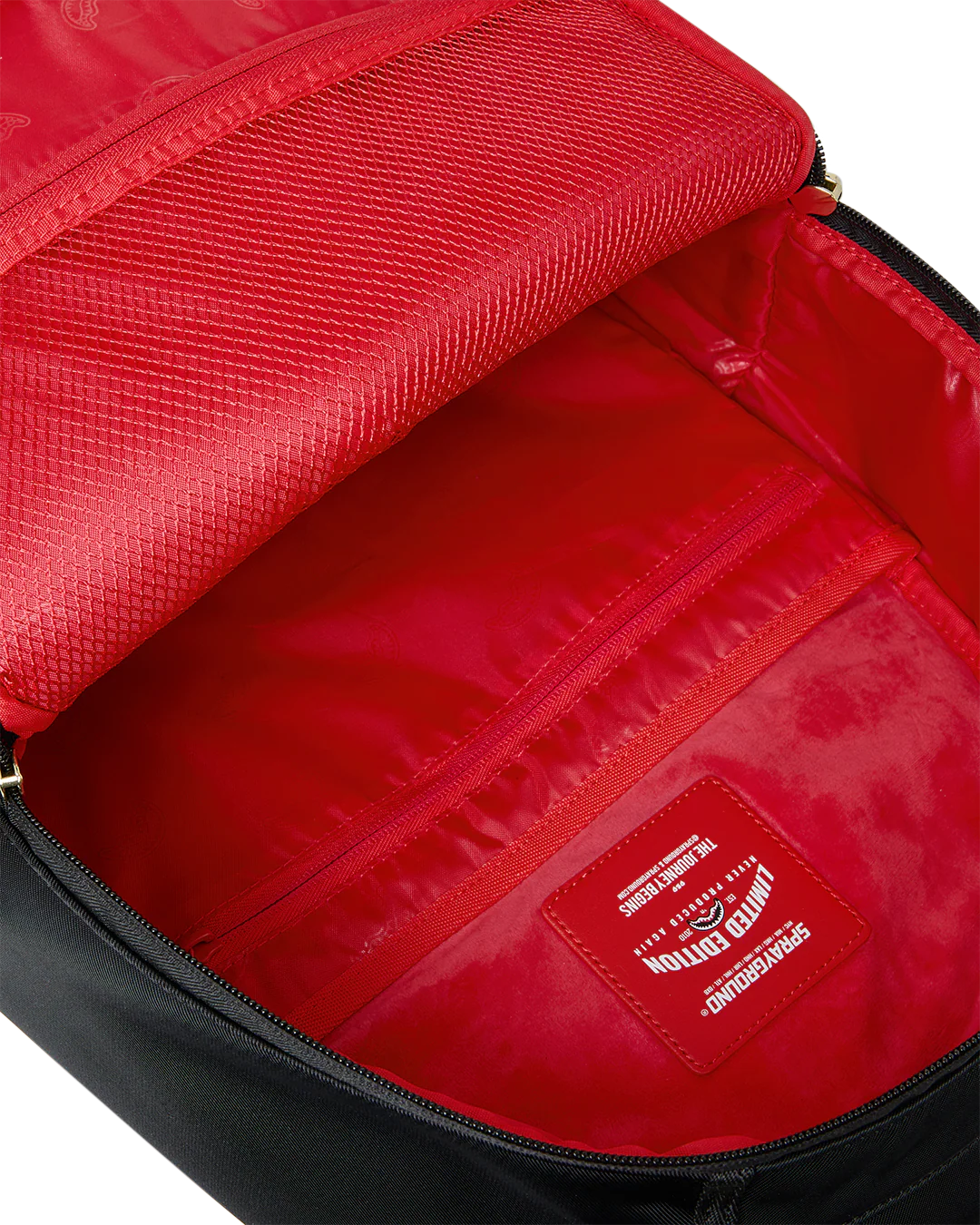 SHARK CENTRAL BANK BACKPACK
