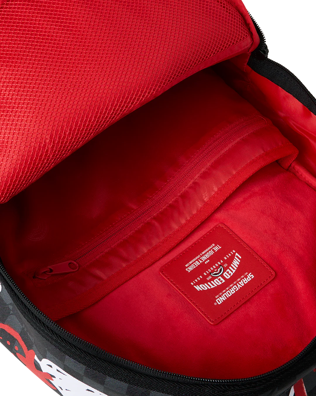 HELLO KITTY OFFICIAL COLLAB - FRESH PAINT BACKPACK