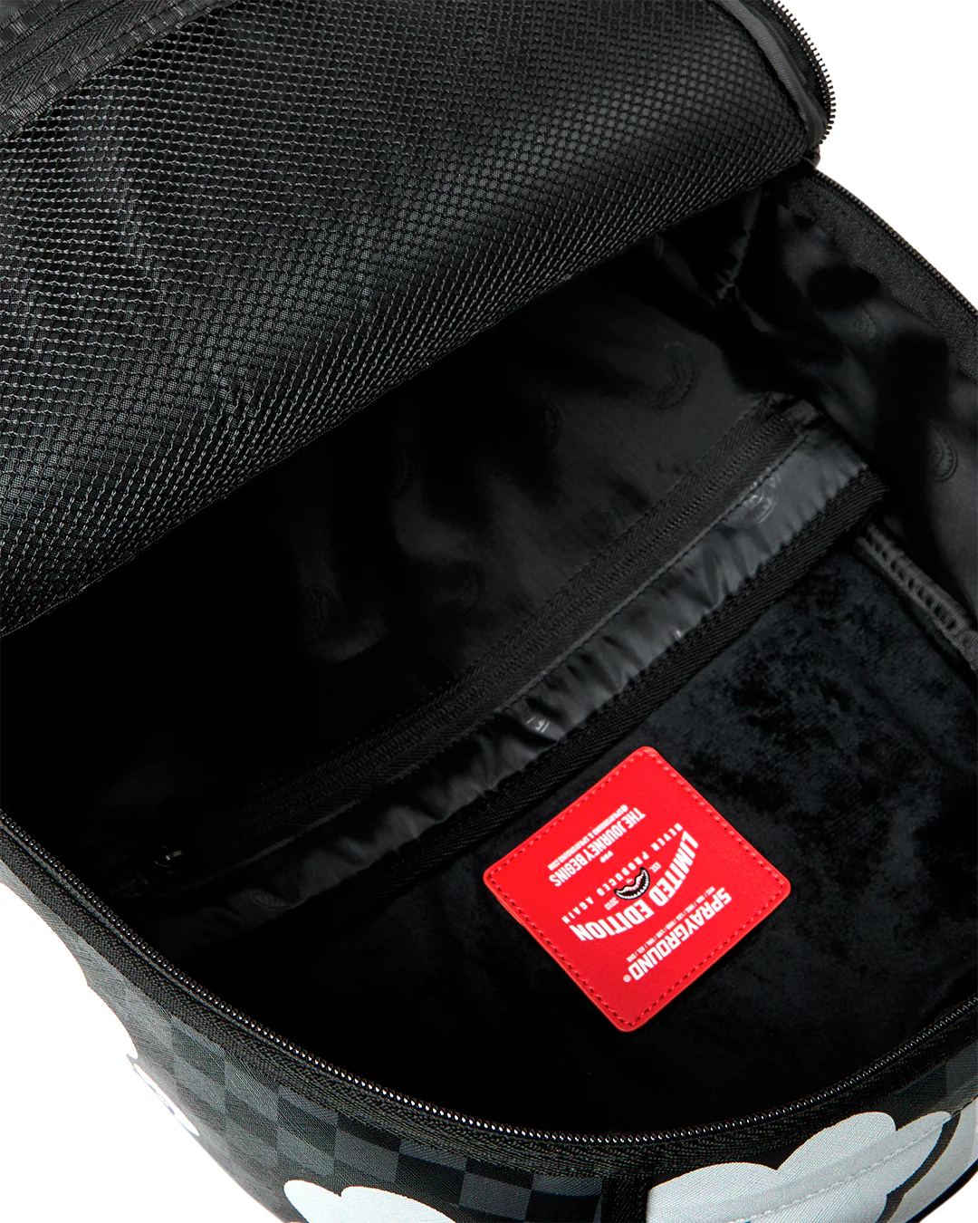 HELLO KITTY OFFICIAL COLLAB - BRICK WALL SPLIT BACKPACK